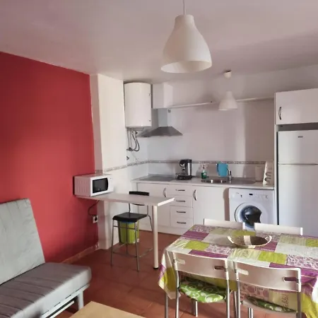Appartamento Casa Baja Naturista Con Patio En Primera Linea! *