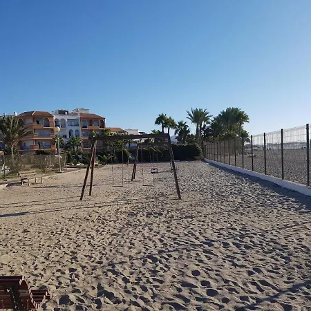 Casa Baja Naturista Con Patio En Primera Linea! * Vera
