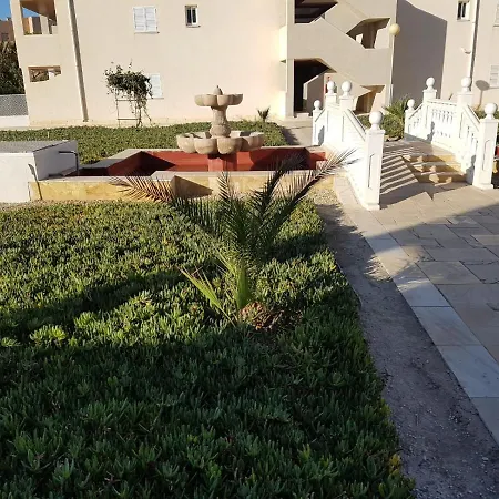 Casa Baja Naturista Con Patio En Primera Linea!